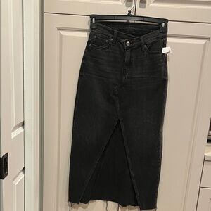 American Eagle Black Denim Midi Skirt with Front Slit high low cool skirt